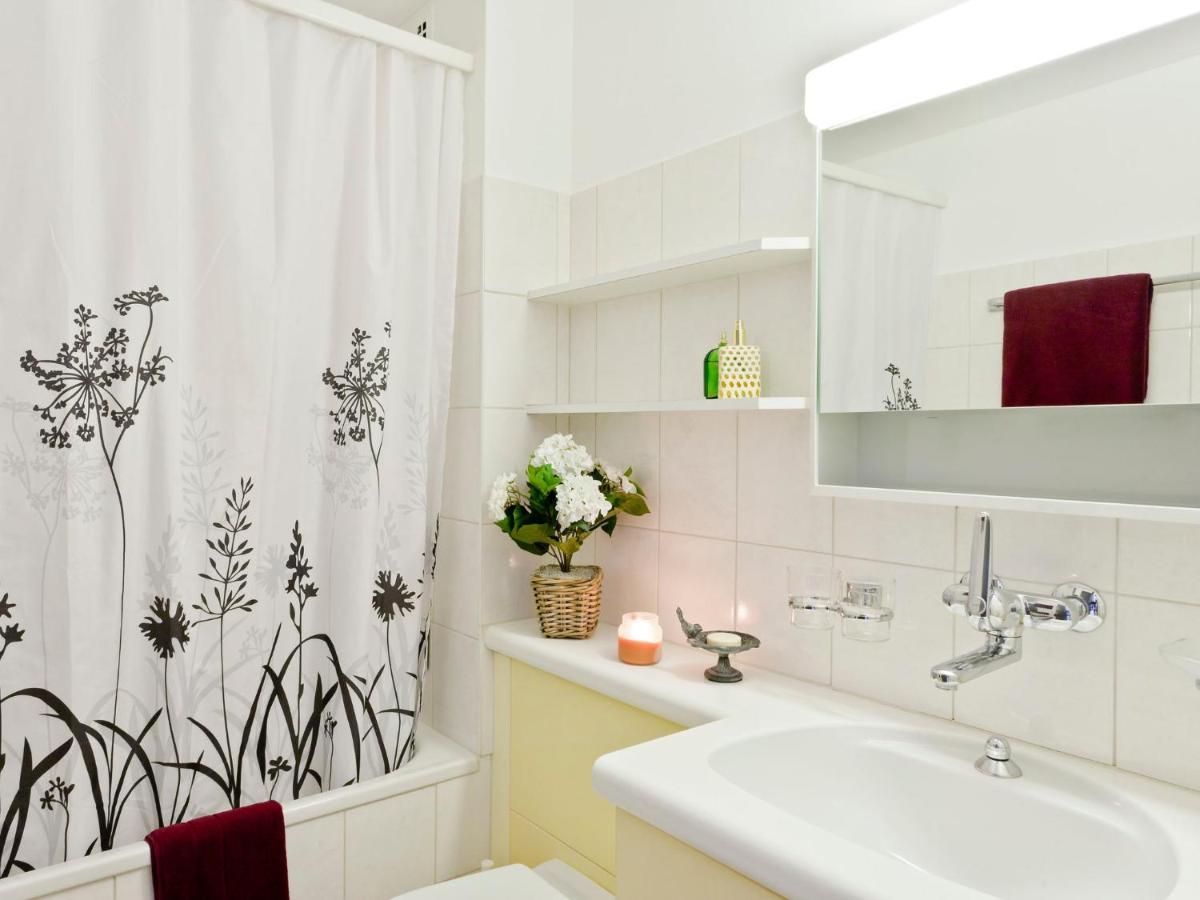 Apartment Double Room-4 By Interhome